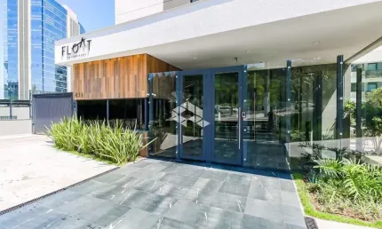 Apartamento de 1 dormitório (sendo suíte), 49m² privativos e vaga no petrópolis.