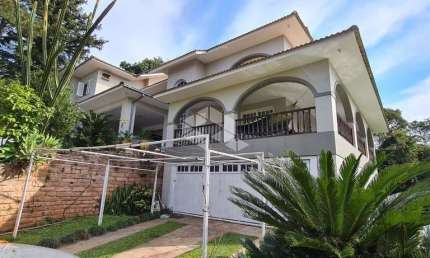 Casa com 4 quartos à venda na Roman Riesch, 25, Ana Nery, Santa Cruz do Sul
