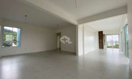 Cobertura 3 quartos (1 suíte) no Santo Inácio com linda vista para o centro da cidade!!