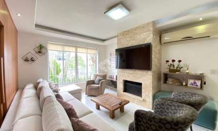 Casa 03 dormitórios, com amplo pátio e piscina no Higienópolis, Santa Cruz do Sul