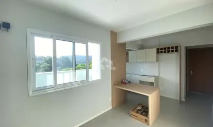 Apartamento com 1 dormitório, semimobiliado em Santa Cruz do Sul