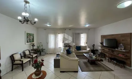 Casa com 4 quartos à venda na Capitão Jorge Frantz, 155, Centro, Santa Cruz do Sul
