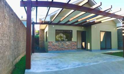 Casa de 2 dormitórios, 1 suíte, em Linha João Alves