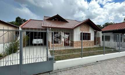Casa com 2 quartos à venda na Professor Henrique Carlos Elsenbruch, 236, Renascença, Santa Cruz do Sul