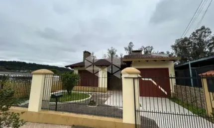 Casa com 3 quartos à venda na São Jorge, 77, Universitário, Santa Cruz do Sul