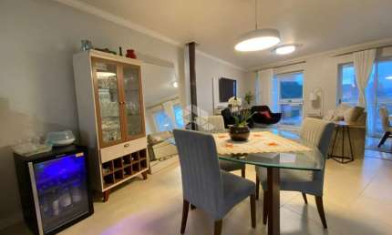 Apartamento semimobiliado dentro de Condomínio Fechado - 03 dormitórios