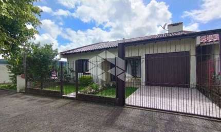 Casa com 3 quartos à venda na Professor João Marcos Goettems, 405, Santo Antônio, Santa Cruz do Sul