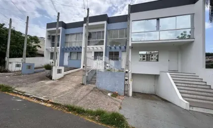 Casa com 2 quartos à venda na Thomaz Flores, 1452, Centro, Santa Cruz do Sul