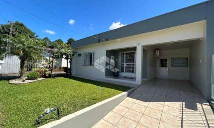 Casa com 3 quartos à venda na Paranaguá, 66, Ana Nery, Santa Cruz do Sul