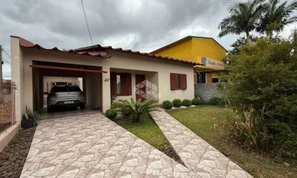 Casa com 3 quartos à venda na Henrique Schutz, 133, Avenida, Santa Cruz do Sul