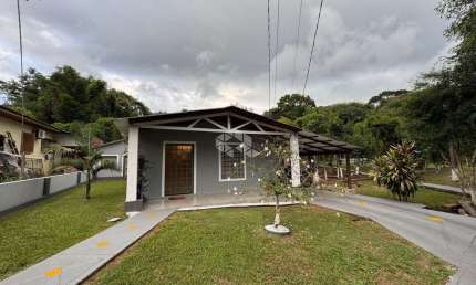 Casa com 2 quartos à venda na Adolfo Hoelzel, 775, Renascença, Santa Cruz do Sul