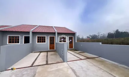 Casa geminada com 1 dormitório no bairro distrito industrial