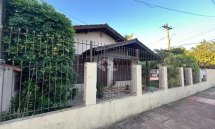 Casa de 4 dormitórios em terreno de esquina no bairro schulz!