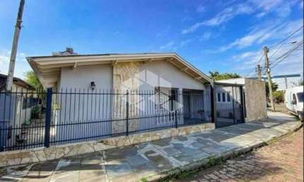 Casa com 2 quartos à venda na João B. De Menezes, 149, Santo Inácio, Santa Cruz do Sul