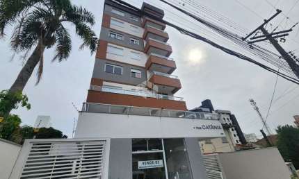 Apartamento à venda no Centro com 2 quartos (1 suíte)!