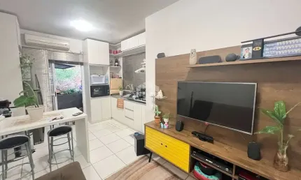 Casa geminada 02 dormitórios, condomínio fechado - bairro pedreira