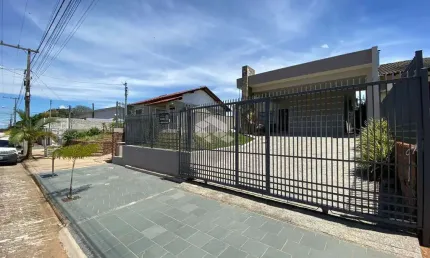 Casa com 2 quartos à venda na Walter David, 343, João Alves, Santa Cruz do Sul