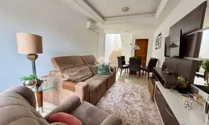 DUPLEX SEMIMOBILIADO COM 02 DORMITÓRIOS NO ANA NERY