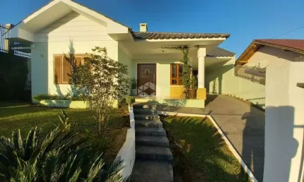 Casa com 3 quartos à venda na Das Hortensias, 157, Bosque de Villa Thereza, Vera Cruz