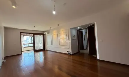 Apartamento Central, semimobiliado com 03 dormitórios