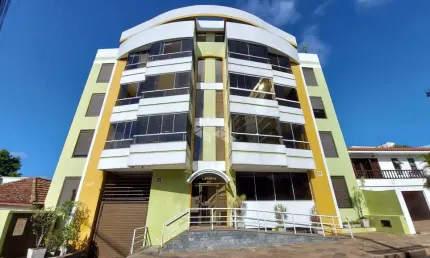 Belíssima cobertura localizada no bairro Nossa Senhora de Fátima