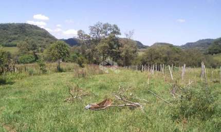 Chácara / sítio com 1 quarto à venda na Santo Antão  (Estrada Vitória), 1, Nossa Senhora de Lourdes, Santa Maria