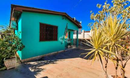 Casa com 2 quartos à venda na Irmão Robertao, 150, Urlândia, Santa Maria
