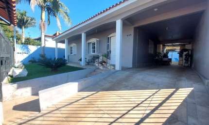 Casa com 3 quartos à venda na Doutor Roberto Martins Da Cruz, 485, Camobi, Santa Maria