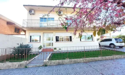 Casa com 3 quartos à venda na Ernani Schirmer, 540, Tomazetti, Santa Maria