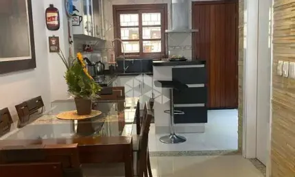 Casa com 3 quartos à venda na Rua Cangussu, 195, Nonoai, Porto Alegre