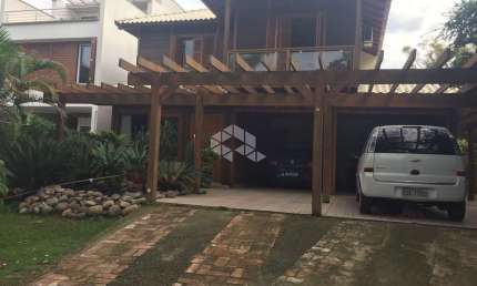 Casa com 3 quartos à venda na Rua Cassino, 56, Ipanema, Porto Alegre