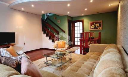 Casa com 203m² e 3 quartos à venda no Passo das Pedras.