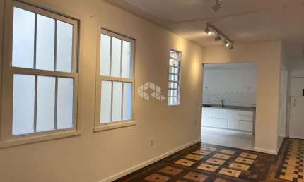 Apartamento com 81m² e 2 quartos à venda no Centro de Porto Alegre