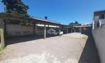 TERRENO NO BAIRRO NOSSA SENHORA DO ROSÁRIO, EM SÃO JOSÉ, SC, MEDINDO 290M² DE ÁREA TOTAL.