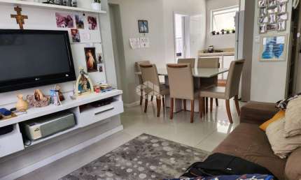 APARTAMENTO NO BAIRRO BOM ABRIGO, EM FLORIANÓPOLIS, SC, SEMI-MOBILIADO, 02 DORMITÓRIOS, E 01 VAGA DE GARAGEM.