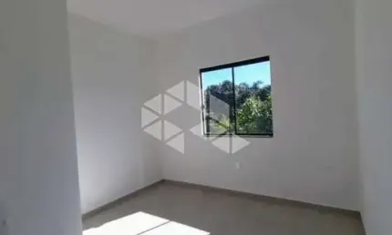 Casa sobrado residencial no bairro forquilhas, em são josé, sc, 02 dormitórios sendo 01 com sacada, e 02 vagas de garagem.