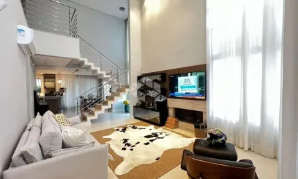 CASA RESIDENCIAL ALTO PADRÃO À VENDA COM 4  QUARTOS SENDO 1 SUÍTE MASTER E 4 VAGAS GARAGEM NO BAIRRO PEDRA BRANCA EM PALHOÇA/SC.