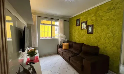 APARTAMENTO COM 2 QUARTOS E 1 VAGA DE GARAGEM NO BAIRRO FLORESTA EM SÃO JOSÉ/SC