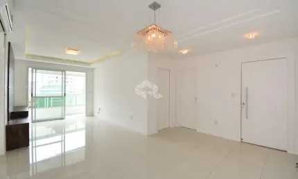 APARTAMENTO À VENDA COM 3 QUARTOS SENDO 1 SUÍTE E 2 VAGAS DE GARAGEM NO BAIRRO CAMPINAS EM SÃO JOSÉ/SC.