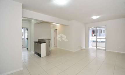 APARTAMENTO À VENDA COM 2 QUARTOS SENDO 1 SUÍTE E 1 VAGA DE GARAGEM NO BAIRRO CAMPINAS EM SÃO JOSÉ/SC