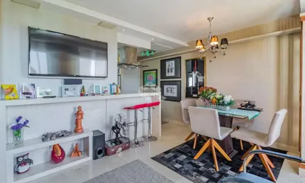 Apartamento MOBILIADO  3 dormitórios/Quartos com 2 vagas. Zona Norte. Próximo Arena Grêmio. BR 448
