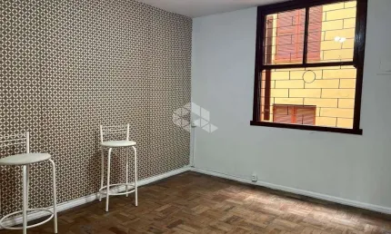 Apartamento Térreo, 1 dorm/quarto, com vaga rotativa