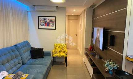 Apartamento 3 Dormitorios sendo uma suite é com Vaga de Garagem no Bairro Humaita, em Porto Alegre