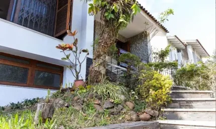 Casa com 4 quartos à venda na Rua Maestro Salvador Campanella, 70, Jardim Itu Sabará, Porto Alegre