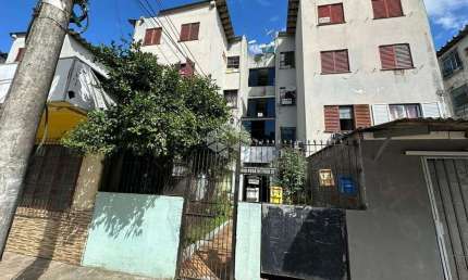 Apartamento com 02 dormitórios no Bairro Maria Regina/Alvorada.