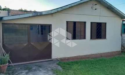 Casa com 3 quartos à venda na Primeiro De Maio, 166, Aparecida, Alvorada
