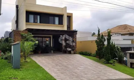 Casa de Luxo á venda em Condomínio Exclusivo em Viamão.