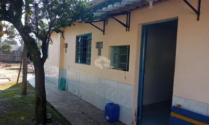 Casa com 2 quartos à venda na Rua Guadalajara, 859, Esmeralda, Viamão