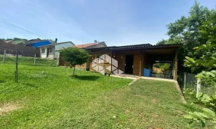 Casa com 2 quartos à venda na Topázio, 182, Fiuza, Viamão
