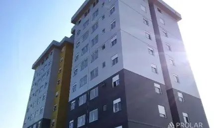 Apartamento 02 dormitorios com 01 vaga de garagem no interlagos
